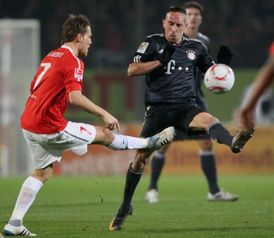 北京国安的 北京国安的